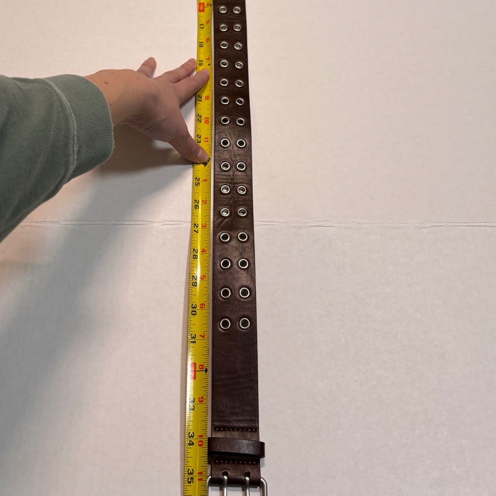 SOLD Y2K Grommet Belt Brown Vegan Leather Brandy Melville - Picture 4 of 4